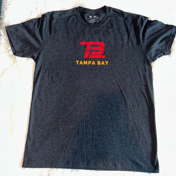 Tom Brady (TB12) Tampa Bay Authentic T-shirt. Unisex- Heathered black - Picture 2 of 2